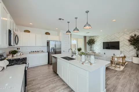 Kitchen - 10047 E Ulysses Ave, Mesa, AZ 85212 photo 1 of 3