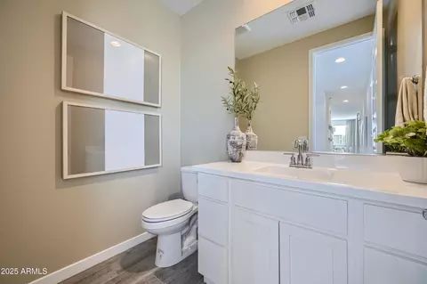 Bath - 10047 E Ulysses Ave, Mesa, AZ 85212 photo 1 of 3