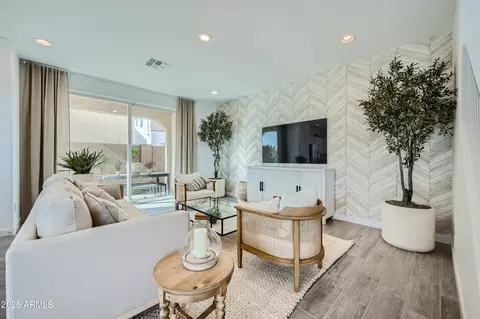 Living - 10047 E Ulysses Ave, Mesa, AZ 85212 photo 1 of 1
