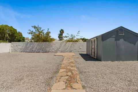 Exterior - 2036 W Windrose Dr, Phoenix, AZ 85029 photo 9 of 9