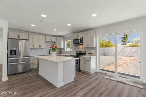 Kitchen - 2036 W Windrose Dr, Phoenix, AZ 85029 photo 1 of 4