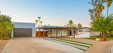 4040 E Becker Ln, Phoenix, AZ 85028 photo 3