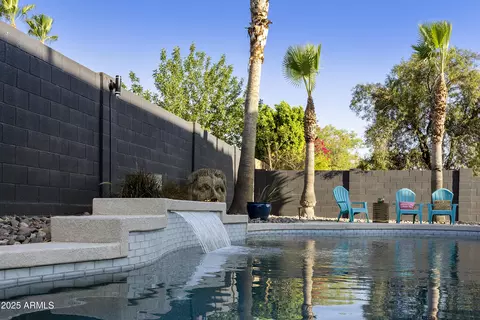 Exterior - 2501 S Roanoke St, Gilbert, AZ 85295 photo 3 of 11