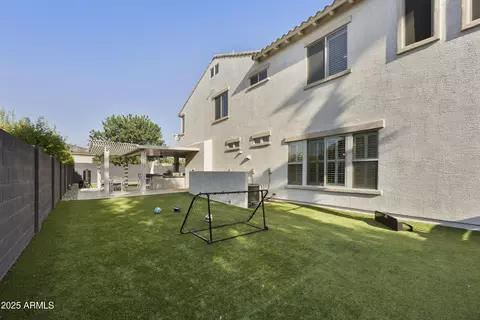 Exterior - 2501 S Roanoke St, Gilbert, AZ 85295 photo 4 of 11
