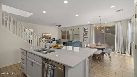 4656 E Beck Ln, Phoenix, AZ 85032 photo 5