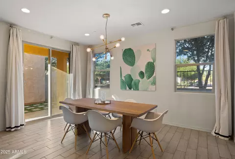 4656 E Beck Ln, Phoenix, AZ 85032 photo 9