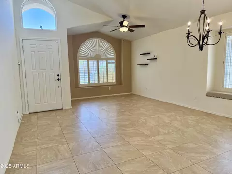 4224 E Renee Dr, Phoenix, AZ 85050 photo 2
