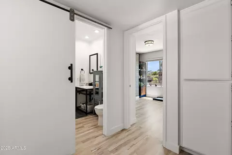 Entry Way - 841 E Peoria Ave #2, Phoenix, AZ 85020 photo 1 of 2