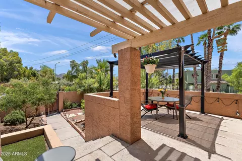 Exterior - 841 E Peoria Ave #2, Phoenix, AZ 85020 photo 6 of 11
