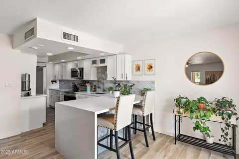 Kitchen - 841 E Peoria Ave #2, Phoenix, AZ 85020 photo 1 of 3