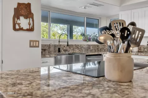 Kitchen - 1044 E Irvine Rd, Phoenix, AZ 85086 photo 1 of 3