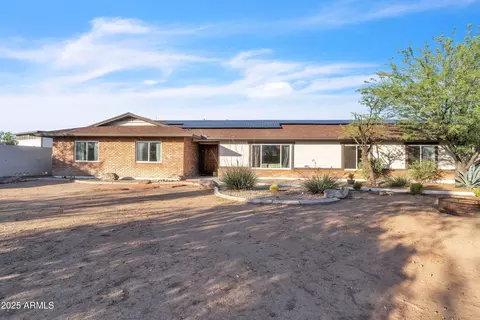 1044 E Irvine Rd, Phoenix, AZ 85086