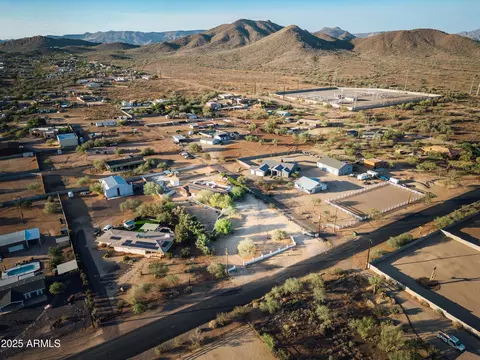 View/Area - 1044 E Irvine Rd, Phoenix, AZ 85086 photo 3 of 4