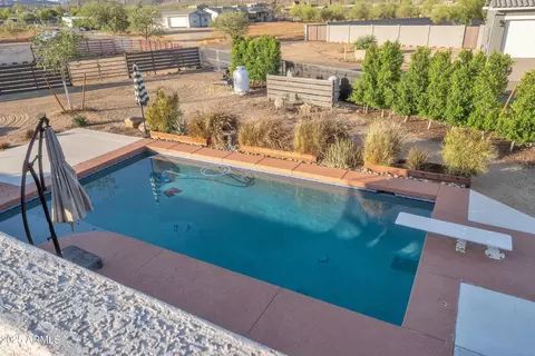 Exterior - 1044 E Irvine Rd, Phoenix, AZ 85086 photo 7 of 9