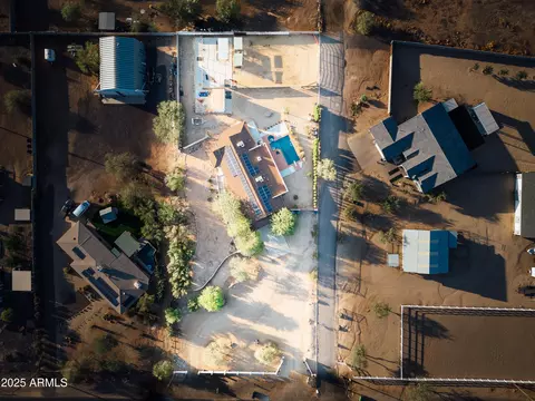 View/Area - 1044 E Irvine Rd, Phoenix, AZ 85086 photo 2 of 4