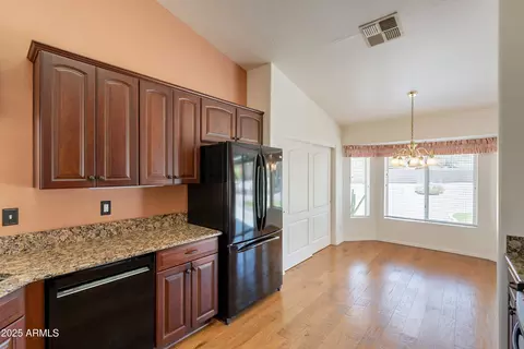 Kitchen - 2422 E Rockledge Rd, Phoenix, AZ 85048 photo 2 of 8