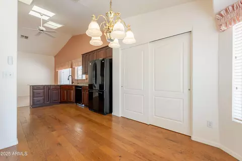 Dining - 2422 E Rockledge Rd, Phoenix, AZ 85048 photo 2 of 3