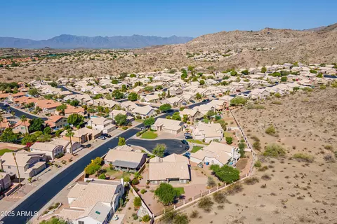 View/Area - 2422 E Rockledge Rd, Phoenix, AZ 85048 photo 5 of 8