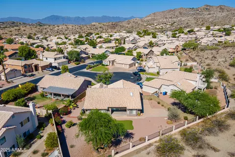 View/Area - 2422 E Rockledge Rd, Phoenix, AZ 85048 photo 6 of 8