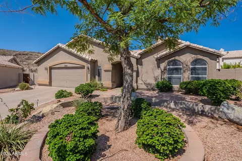 2422 E Rockledge Rd, Phoenix, AZ 85048