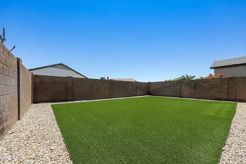 Exterior - 3011 W Salter Dr, Phoenix, AZ 85027 photo 3 of 7