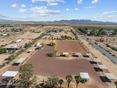 50702 W Hector Rd, Aguila, AZ 85320