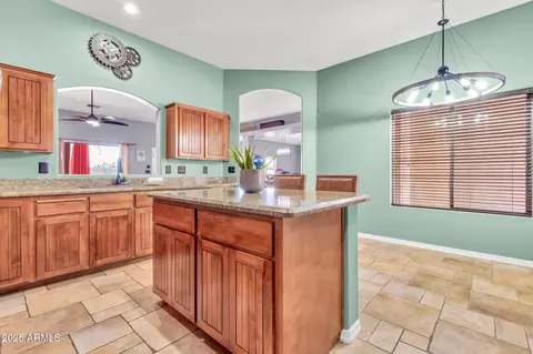 Kitchen - 2699 E Claxton Rd, Gilbert, AZ 85297 photo 5 of 5