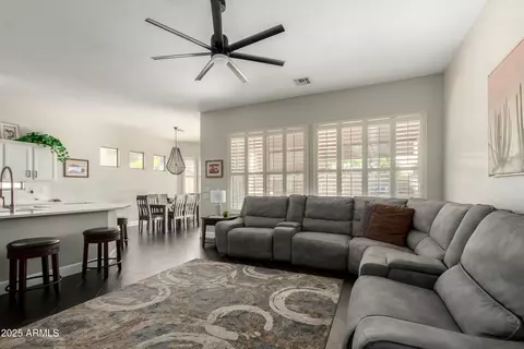 4662 S Calico Rd, Gilbert, AZ 85297 photo 7