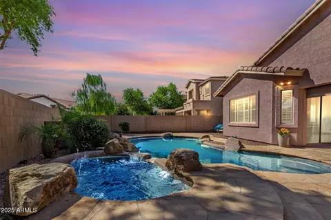 4662 S Calico Rd, Gilbert, AZ 85297