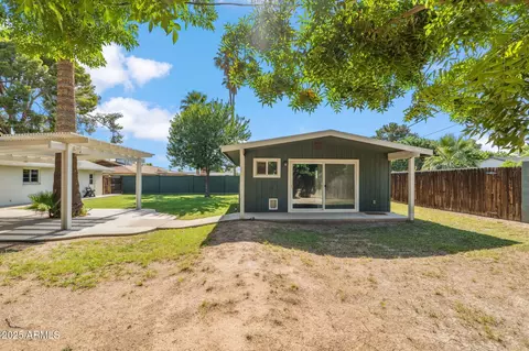 Exterior - 216 E Harmont Dr, Phoenix, AZ 85020 photo 12 of 12