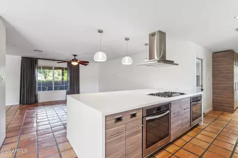 Kitchen - 216 E Harmont Dr, Phoenix, AZ 85020 photo 1 of 7