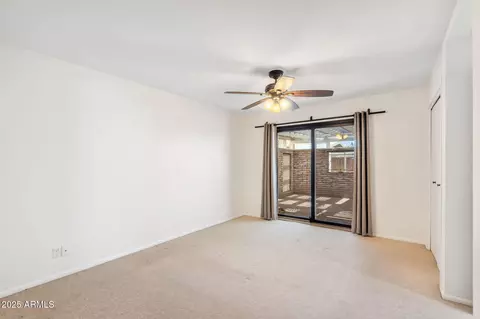 Bedroom - 216 E Harmont Dr, Phoenix, AZ 85020 photo 1 of 6