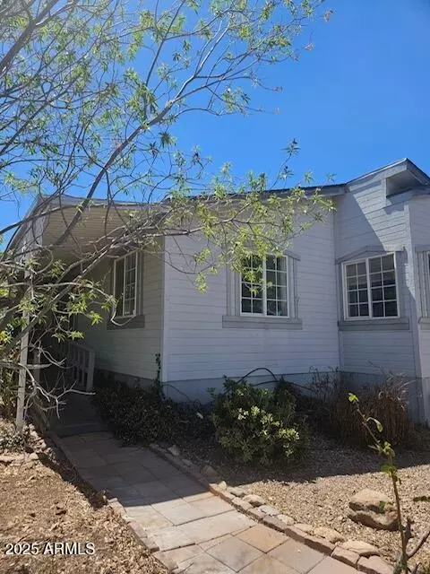 484 S Little Bear Trl, Sierra Vista, AZ 85635