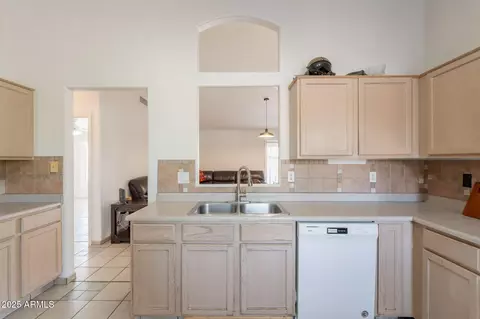 Kitchen - 10305 E Dragoon Ave, Mesa, AZ 85208 photo 1 of 4