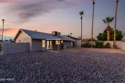 Exterior - 1055 E Ingram St, Mesa, AZ 85203 photo 2 of 3