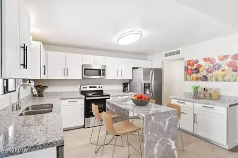 Kitchen - 3410 Everett Dr, Phoenix, AZ 85032 photo 2 of 5