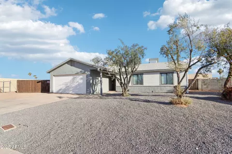 Exterior - 3410 Everett Dr, Phoenix, AZ 85032 photo 2 of 5