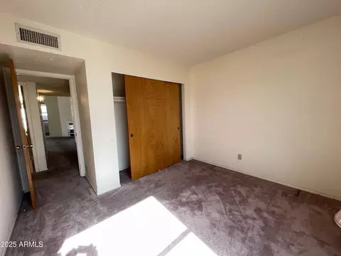 Bedroom - 4008 E Knox Rd, Phoenix, AZ 85044 photo 4 of 6