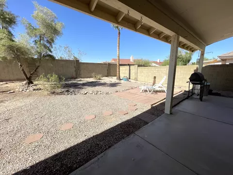 Exterior - 4008 E Knox Rd, Phoenix, AZ 85044 photo 7 of 11