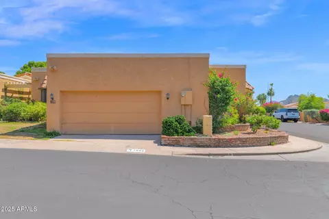 Exterior - 1040 E Clinton St, Phoenix, AZ 85020 photo 2 of 7