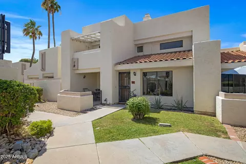 Exterior - 848 E Morningside Dr, Phoenix, AZ 85022 photo 1 of 5