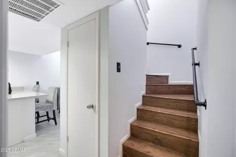 Entry Way - 848 E Morningside Dr, Phoenix, AZ 85022 photo 2 of 3