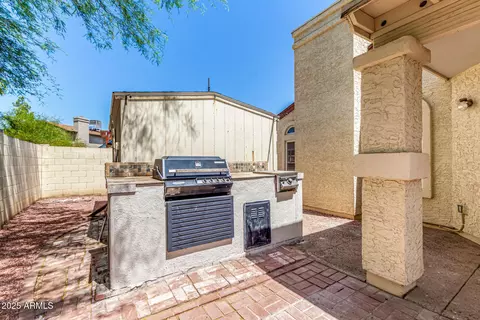 Exterior - 619 E Jensen St #14, Mesa, AZ 85203 photo 3 of 3