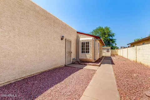 Exterior - 619 E Jensen St #14, Mesa, AZ 85203 photo 1 of 3
