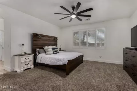 465 E Frances Ln, Gilbert, AZ 85295 photo 17