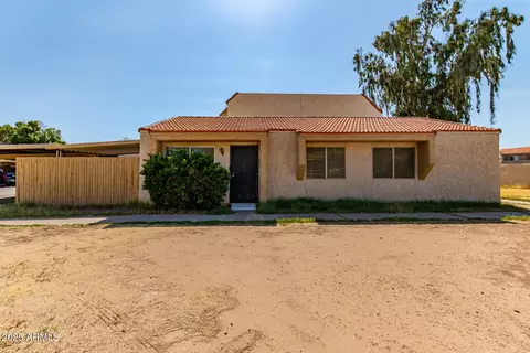 4814 W Rose Ln, Glendale, AZ 85301