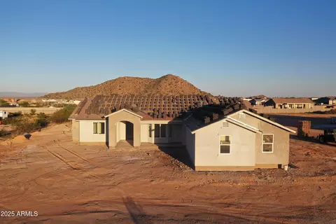 31625 N Misty Ln, San Tan Valley, AZ 85144