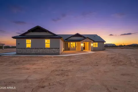 31625 N Misty Ln, San Tan Valley, AZ 85144
