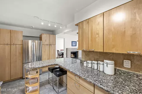 Kitchen - 3018 E Mulberry Dr, Phoenix, AZ 85016 photo 3 of 4