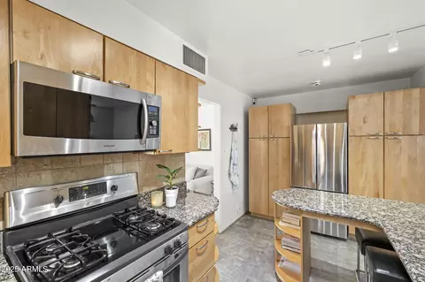 Kitchen - 3018 E Mulberry Dr, Phoenix, AZ 85016 photo 4 of 4